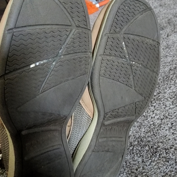 Guy's Sperry's - Picture 4 of 4